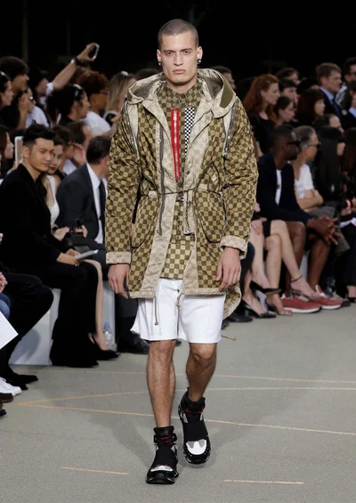 Look 39